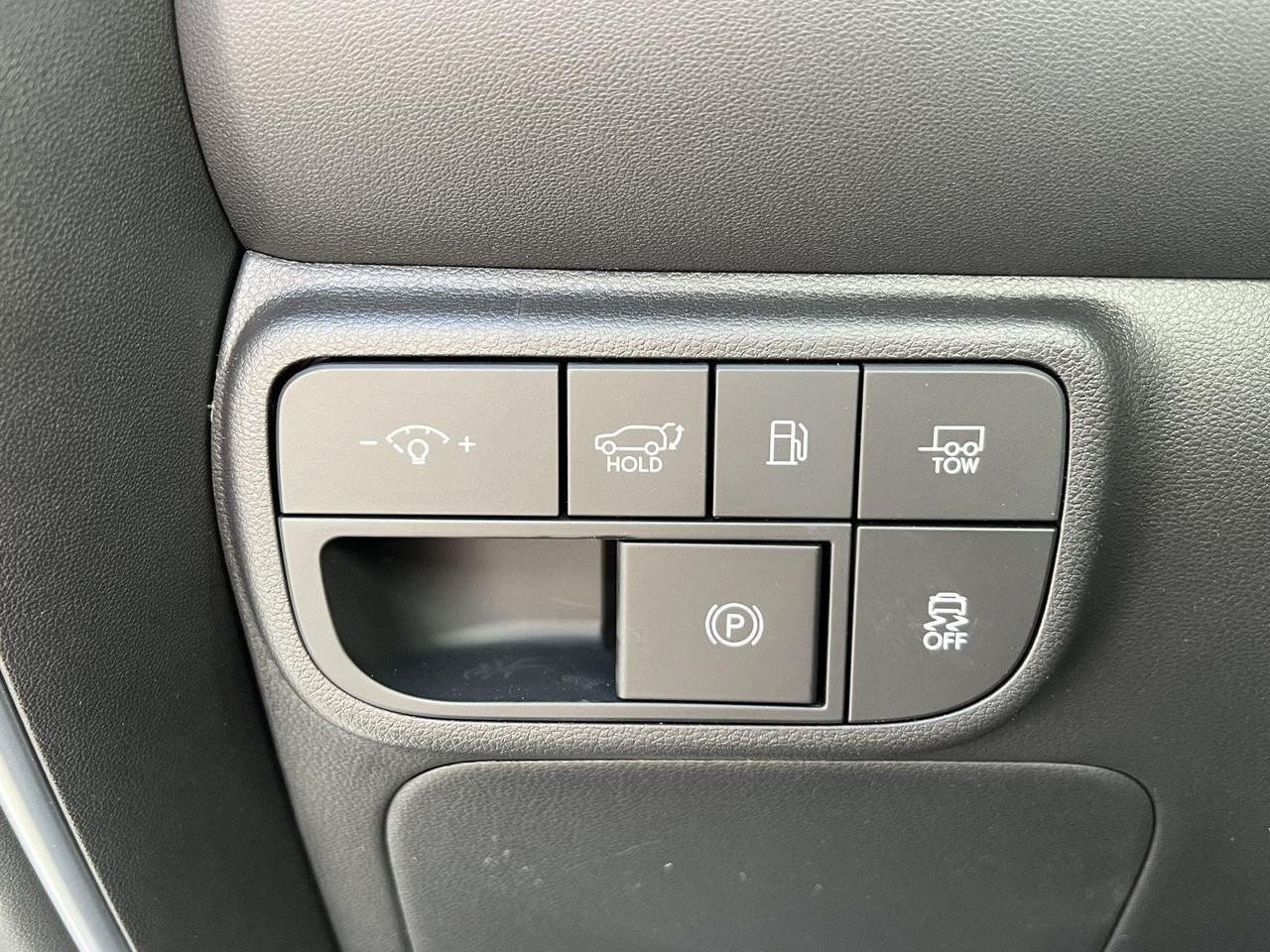 New 2026 Creamy White Pearl Hyundai SEL 8P image 31