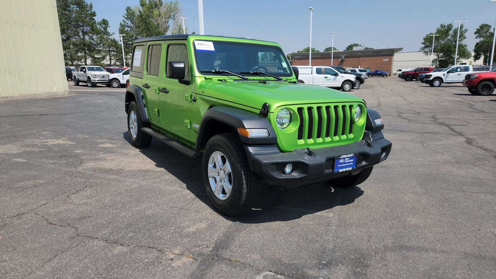 Certified Used 2018 Mojito! Clearcoat Jeep Sport S image 13