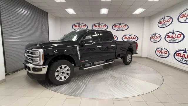 New 2026 Agate Black Metallic Ford Lariat image 5