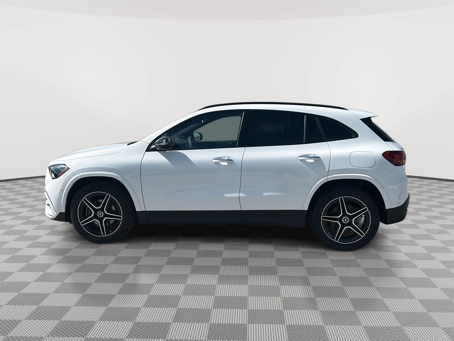 New 2026 Polar White Mercedes-Benz GLA 250 image 6