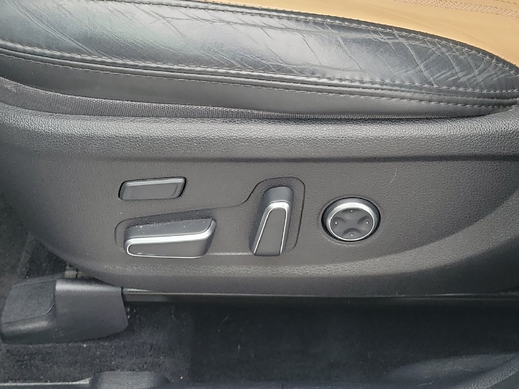 Used 2021 Gray Hyundai Calligraphy image 15