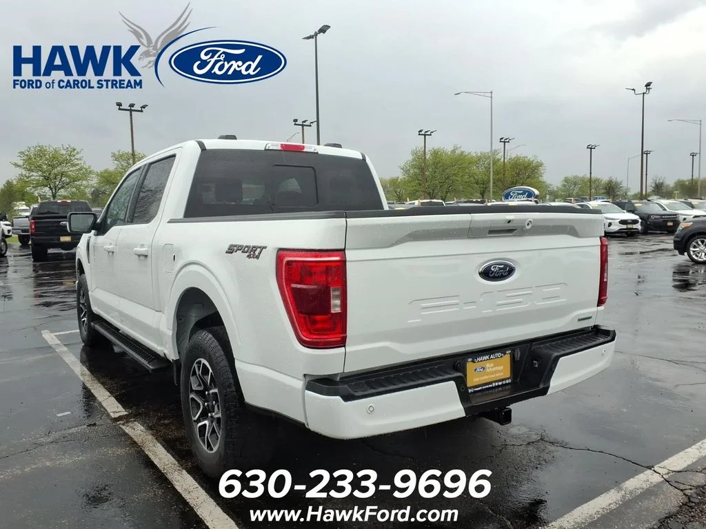 Certified Used 2023 Oxford White Ford XLT image 5