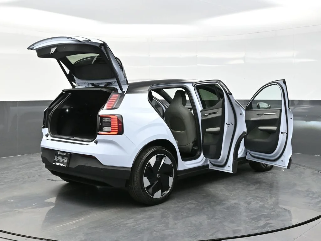 New 2026 Cloud Blue Volvo Twin Motor Performance Plus image 40