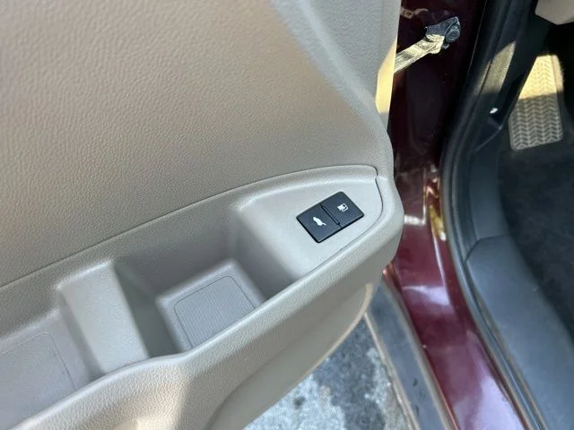 Used 2016  Honda EX-L image 29