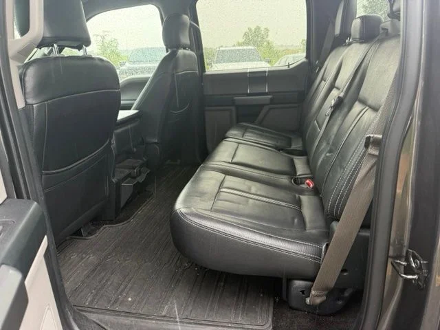Used 2015 Magnetic Metallic Ford XLT image 6