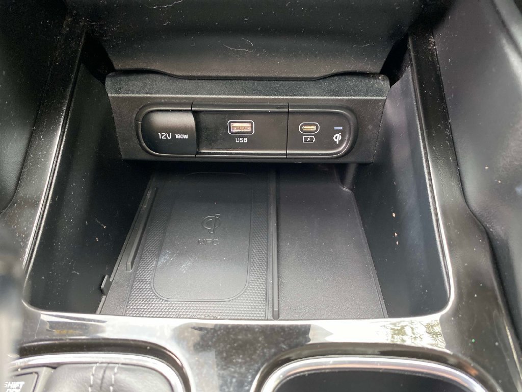 Used 2023 White Kia SX X-Line image 17