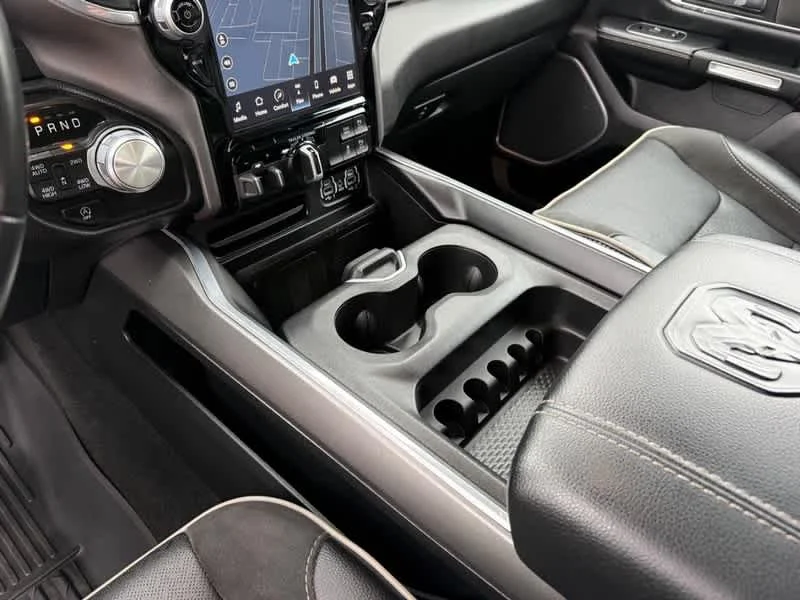 Used 2023 Granite Crystal Metallic Clearcoat Ram Laramie image 19