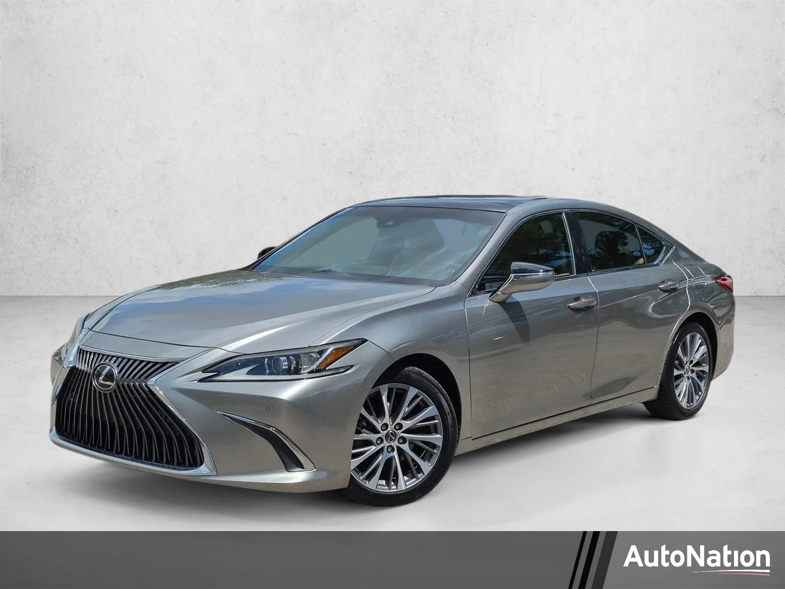2019 Lexus ES
