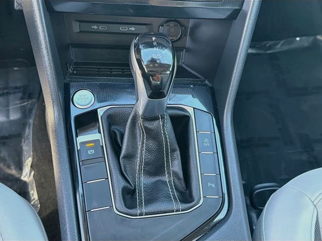 Used 2025  Volkswagen 1.5T SE image 16