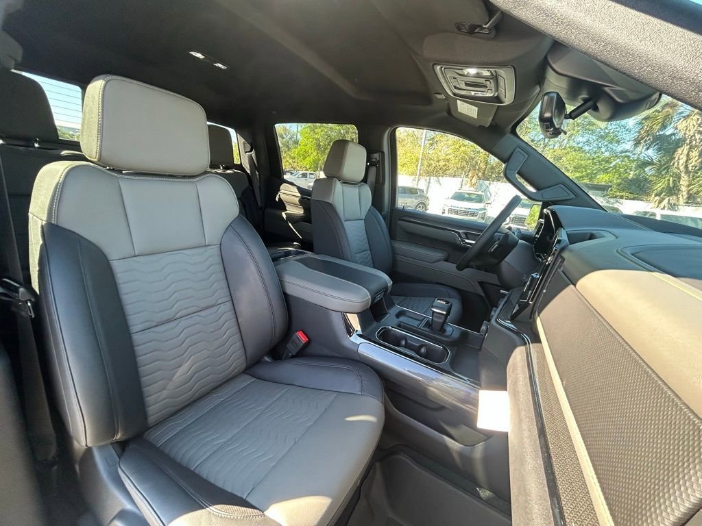 2025 Chevrolet Silverado 1500 ZR2 - Photo 27