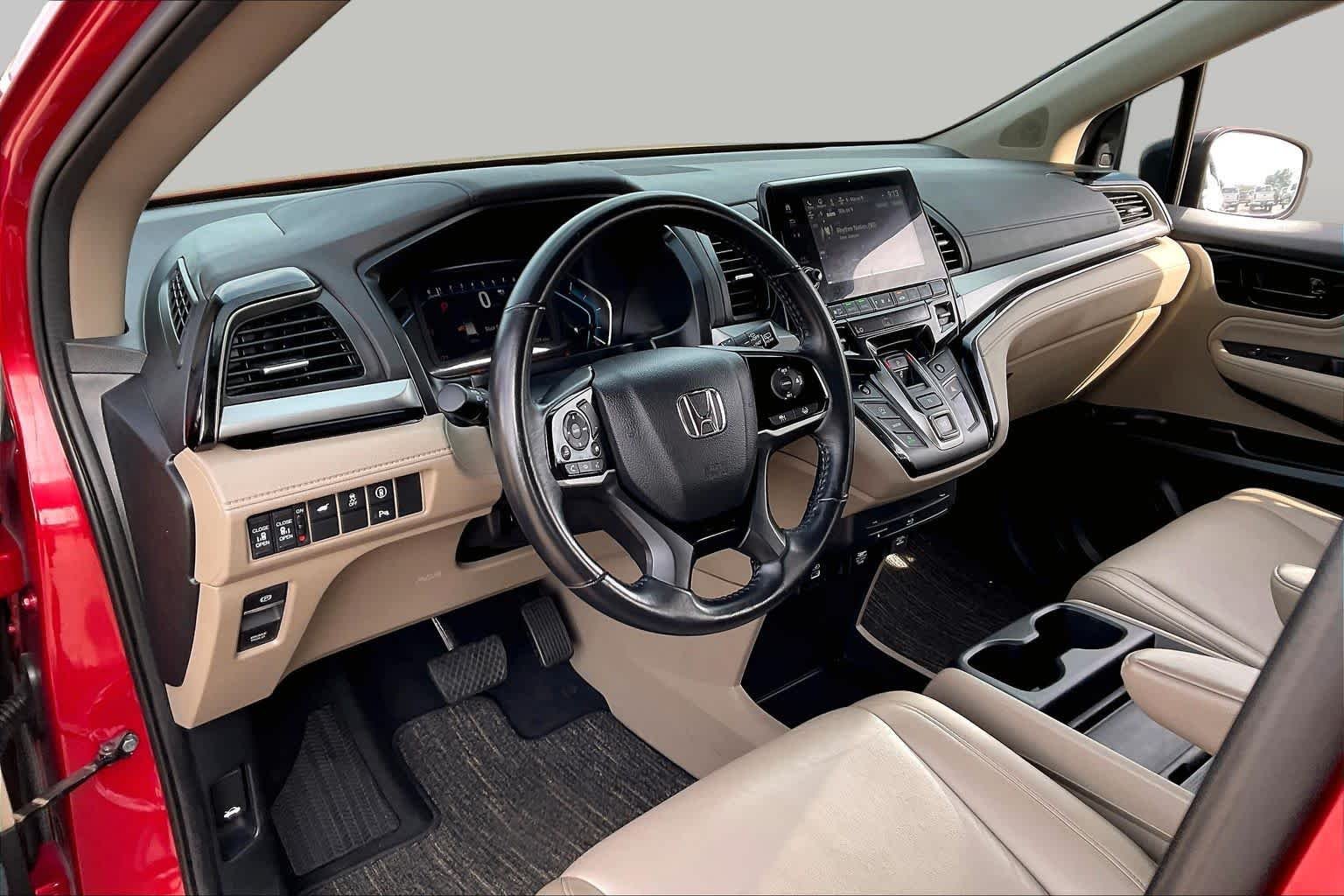 2024 Honda Odyssey Touring - Photo 18