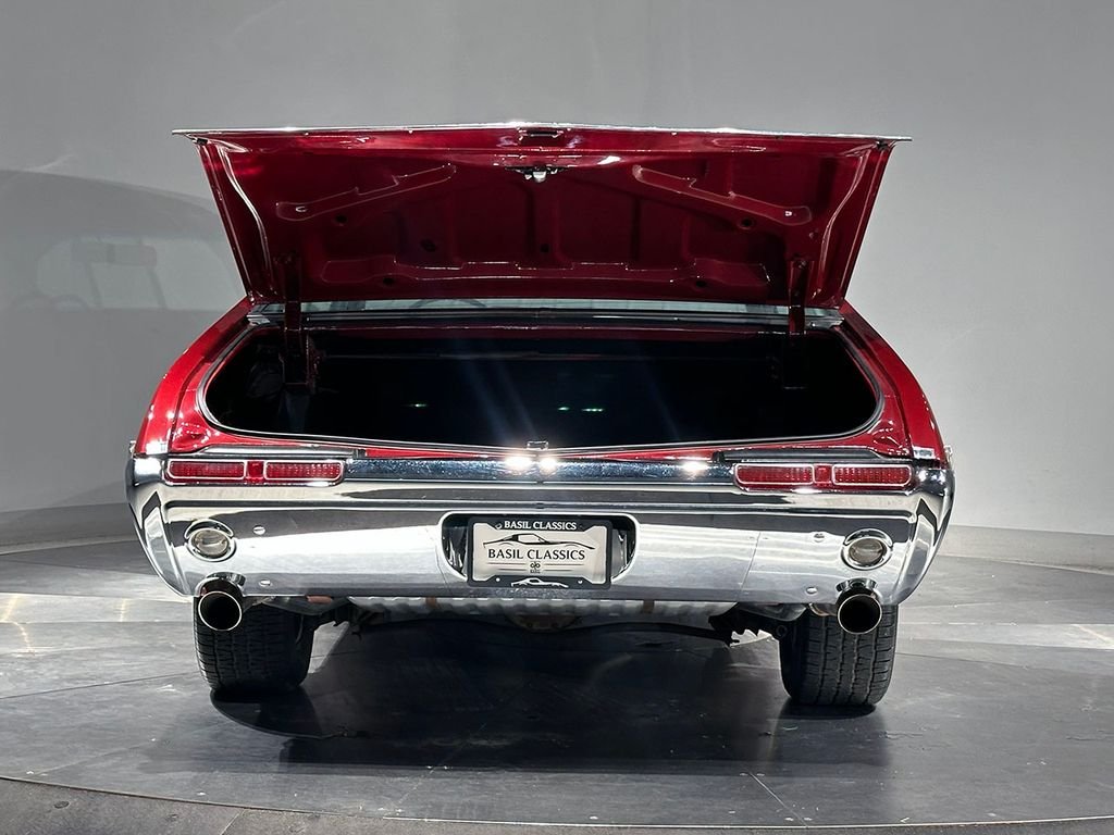 Used 1968 Red Oldsmobile Supreme image 41