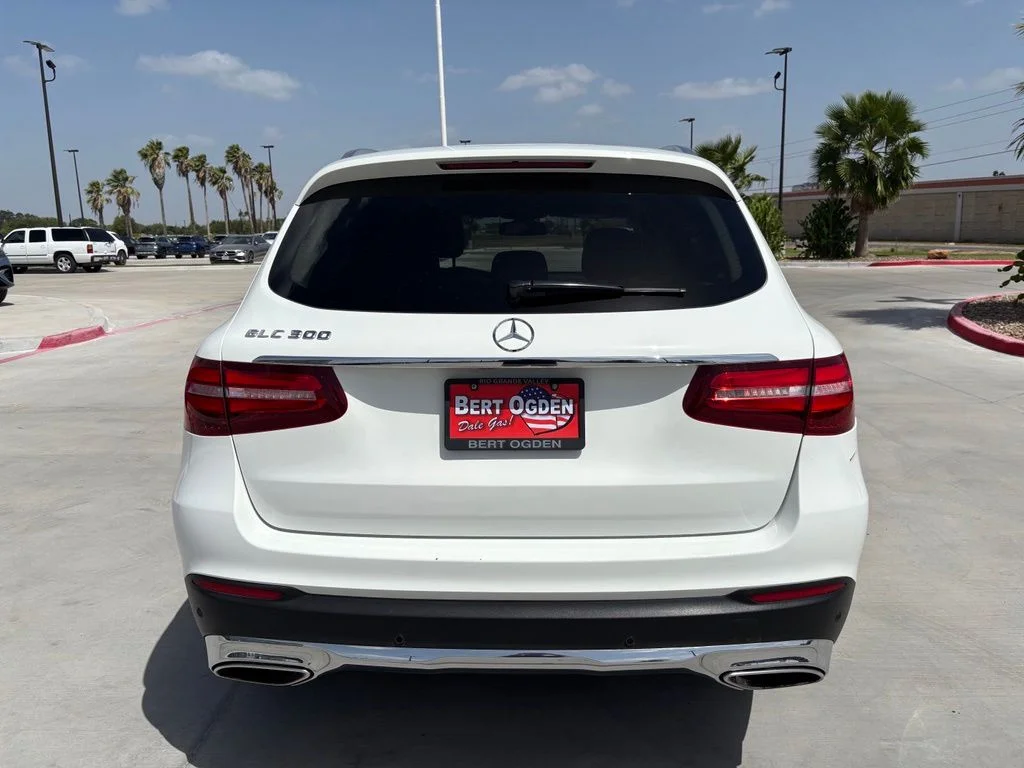 Used 2019 White Mercedes-Benz GLC 300 image 4