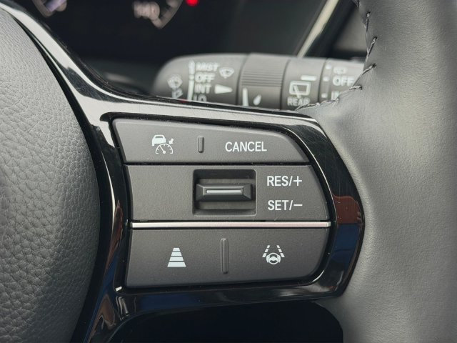 Certified Used 2024 White Honda EX-L image 21