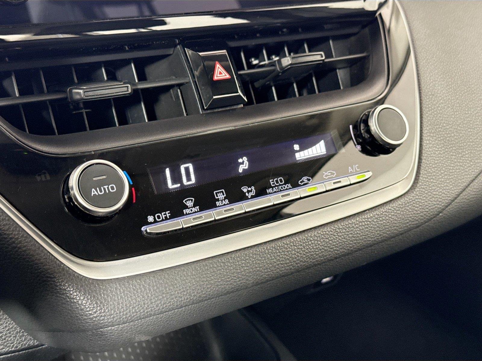 Used 2024 Ice Cap Toyota LE image 23
