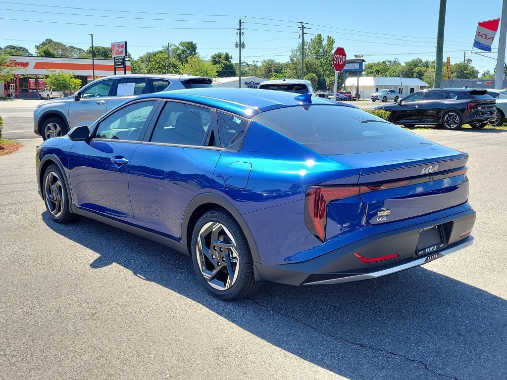 New 2026 Deep Sea Blue Kia EX image 4