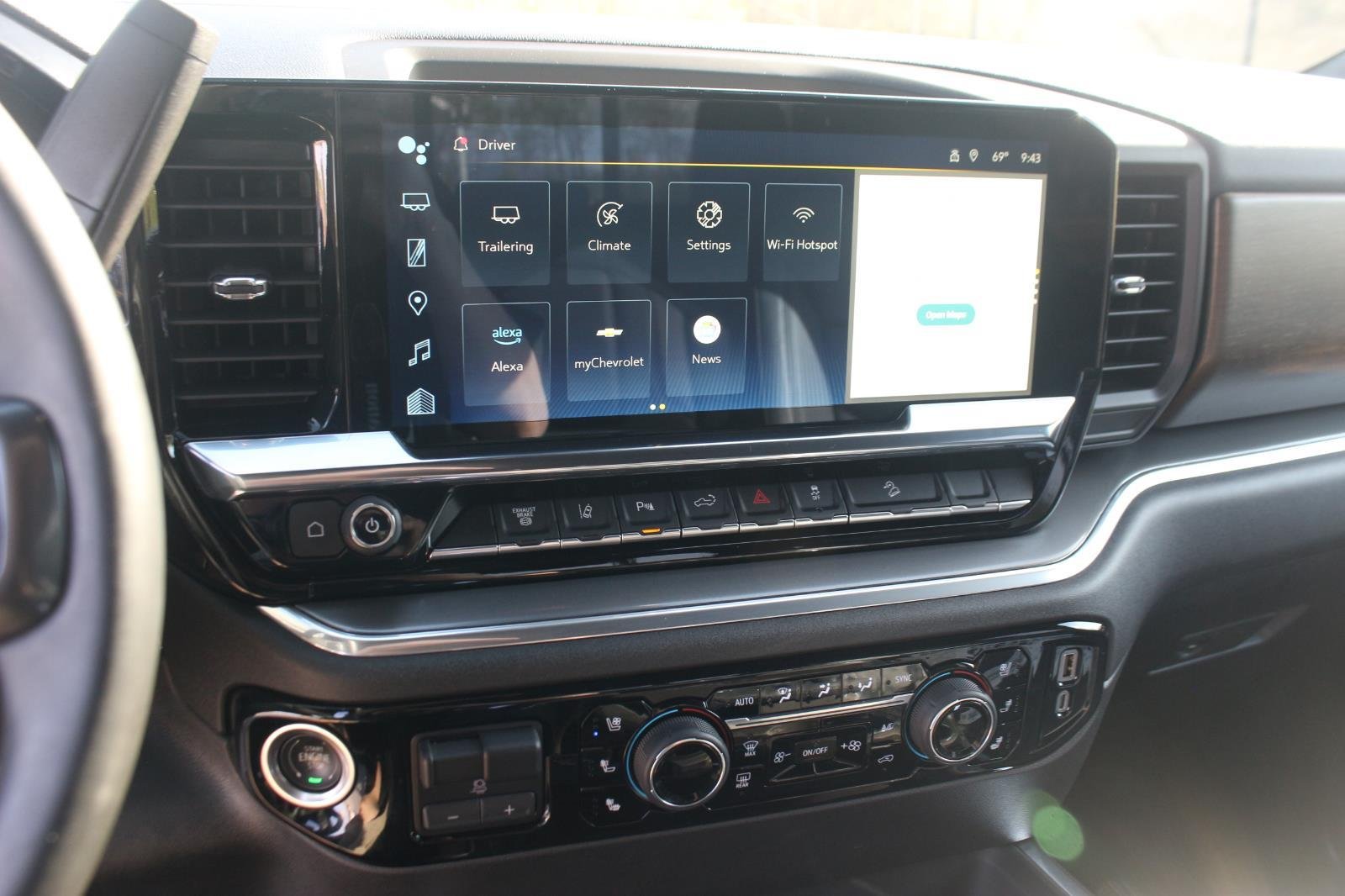 Used 2025 Black Chevrolet High Country image 22