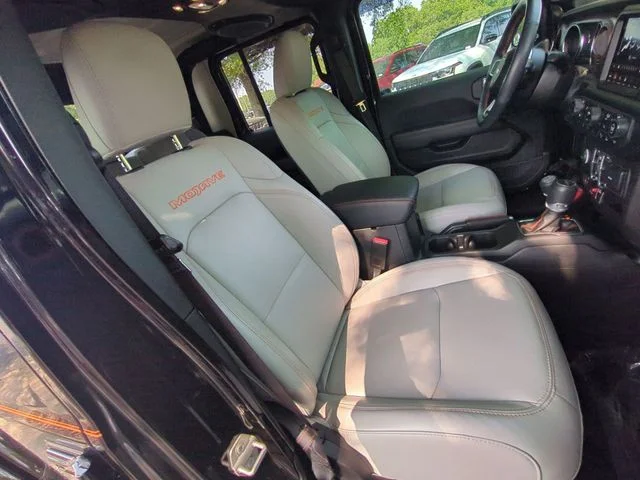 Used 2023 Black Jeep Mojave image 33