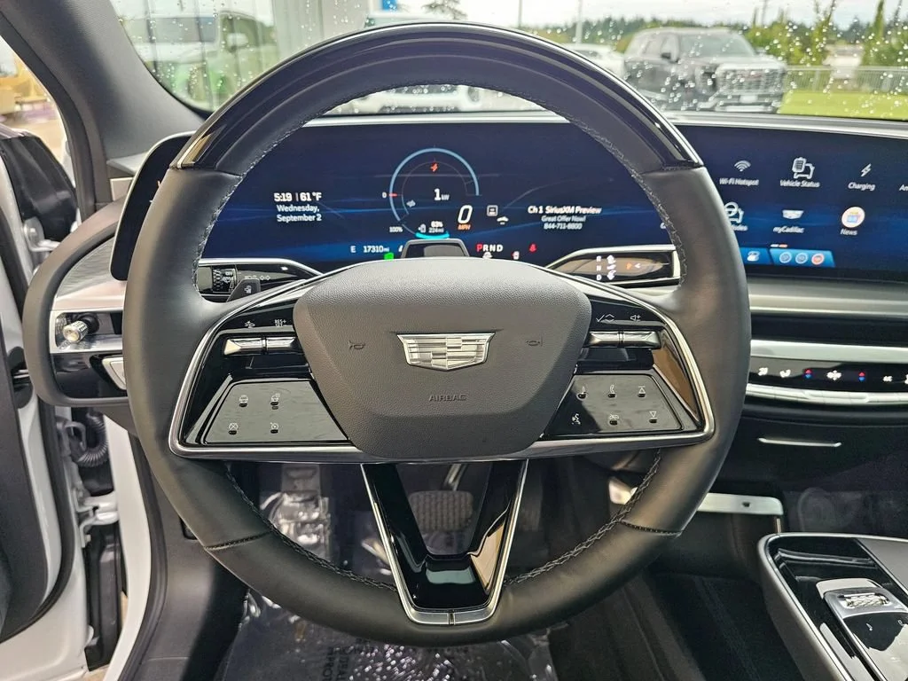 Certified Used 2024 Crystal White Tricoat Cadillac Luxury 2 image 24