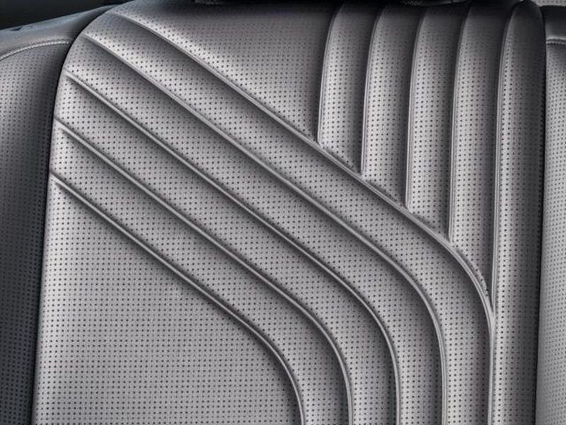 New 2027 Creamy White Hyundai SEL 7P image 17