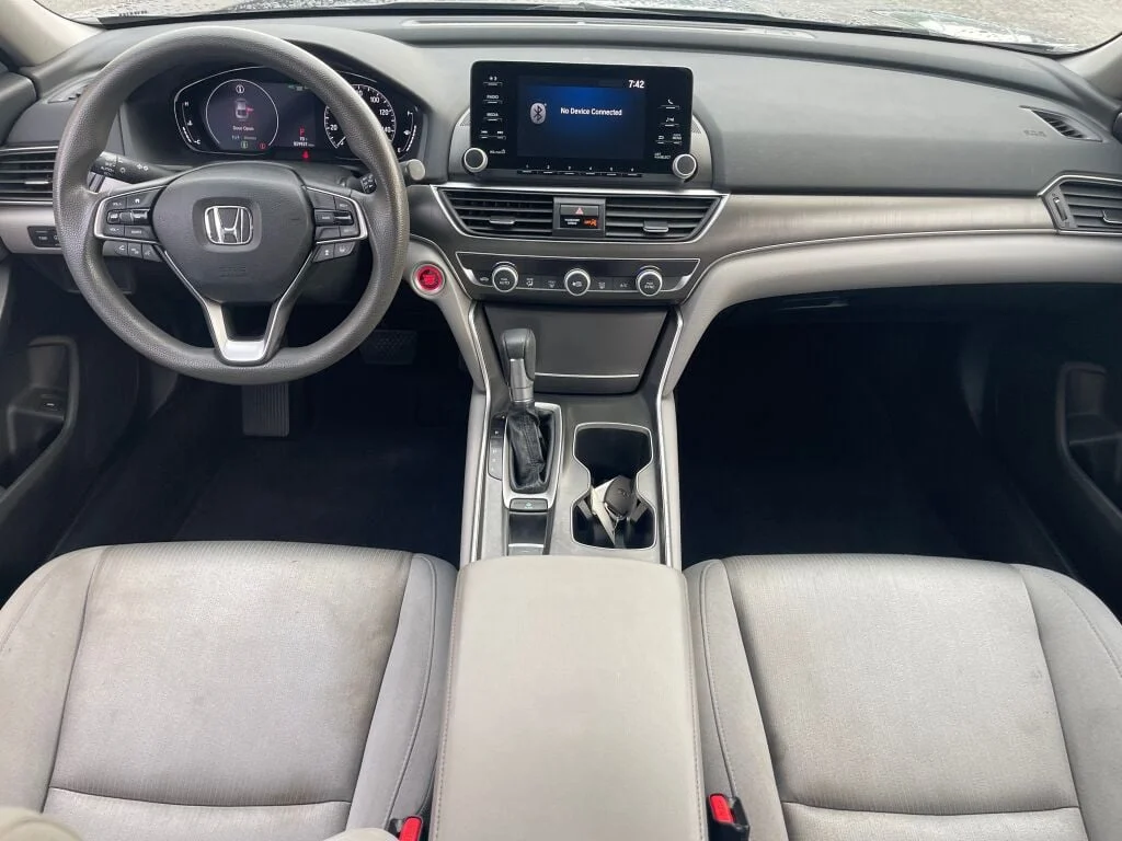 Certified Used 2018 Modern Steel Metallic Honda LX 1.5T image 28