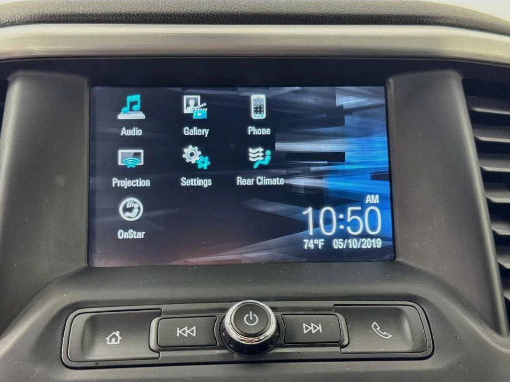Used 2019 White GMC SLE-1 image 17