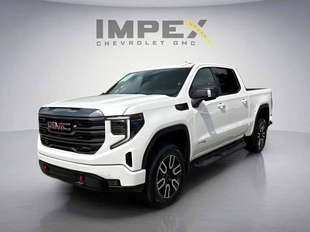 Used 2022 White GMC AT4 image 1