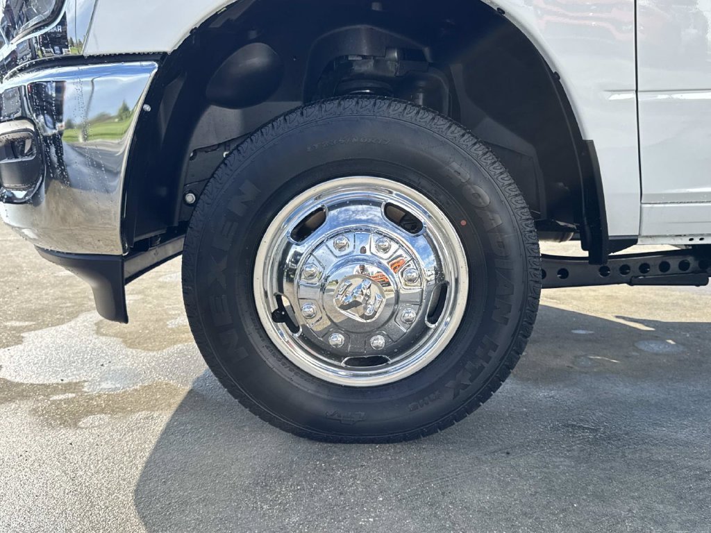 2026 RAM 3500 Chassis Tradesman - Photo 6