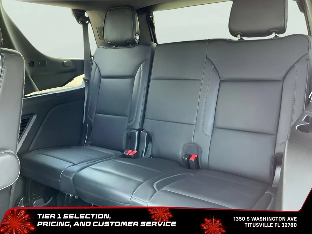 Used 2022 White Frost Tricoat GMC Denali image 28