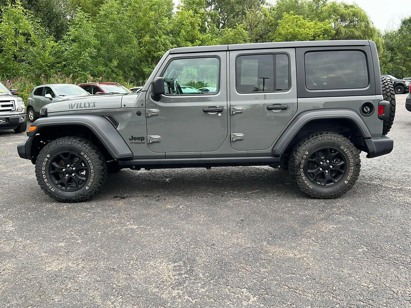 Used 2020 Sting-Gray Clearcoat Jeep Willys image 20