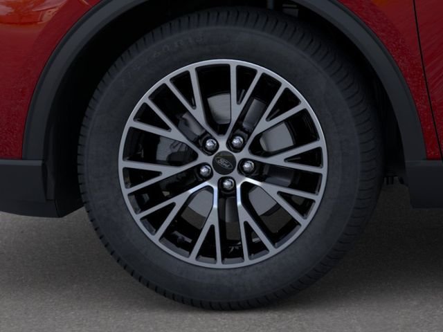 Used 2025 Red Ford Base image 19