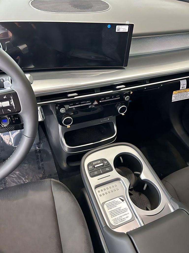 2026 Hyundai IONIQ 9 S - Photo 17