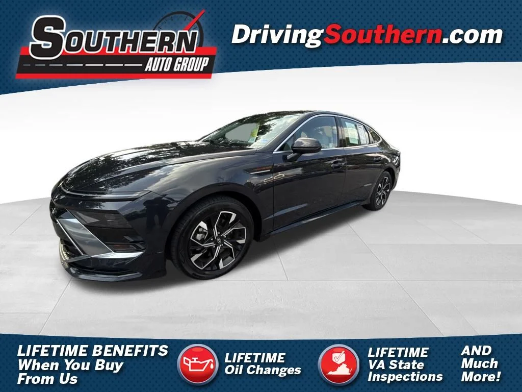 Used 2025 Blue Hyundai SEL image 1