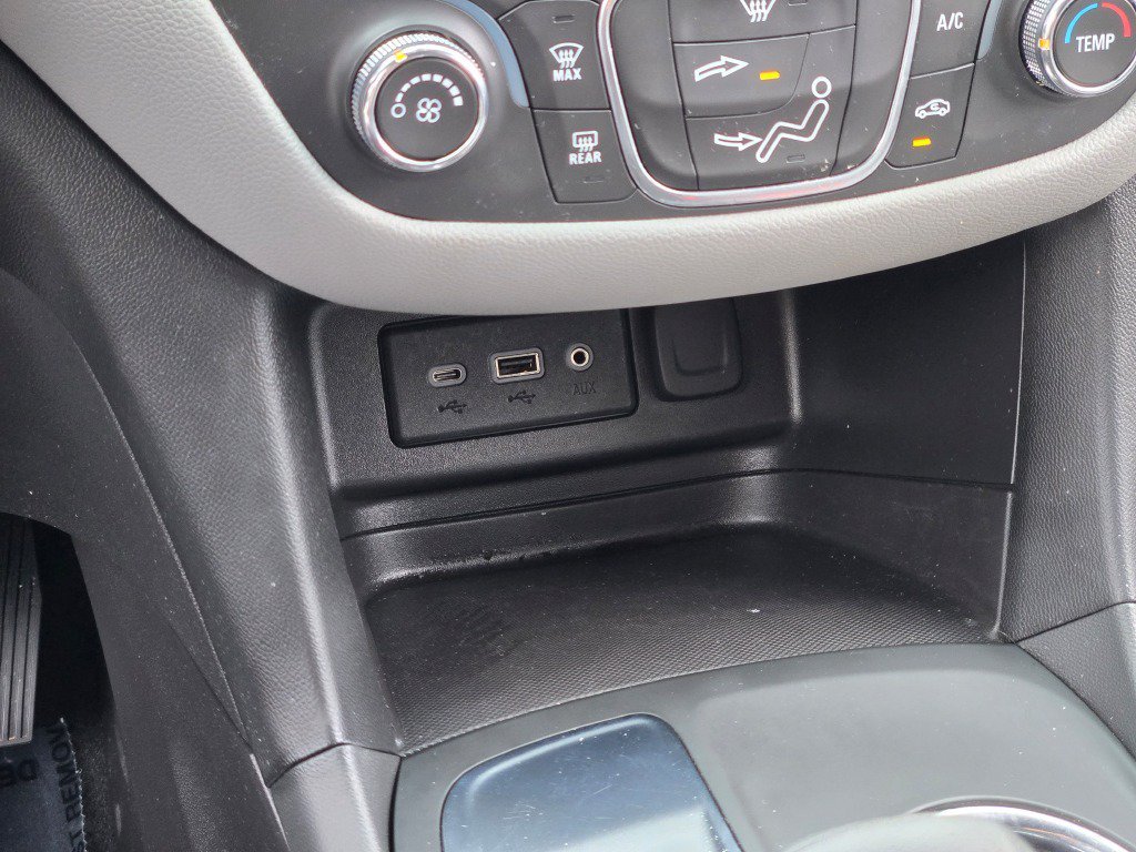 2022 Chevrolet Equinox LS - Photo 27