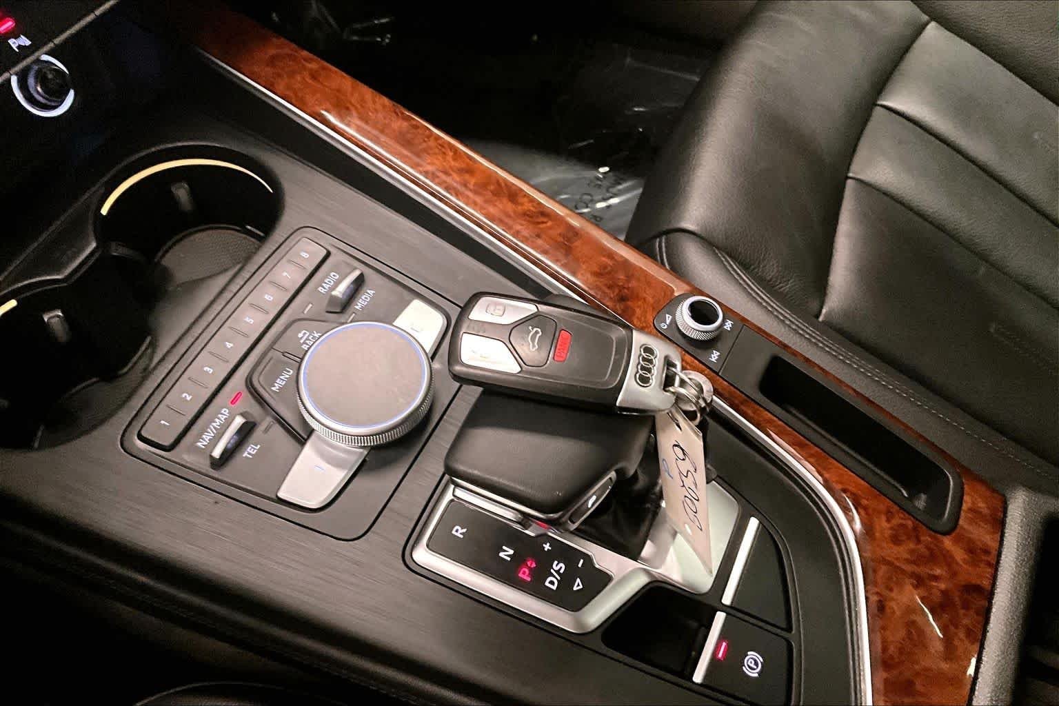 Used 2019 Manhattan Gray Metallic Audi Prestige image 15