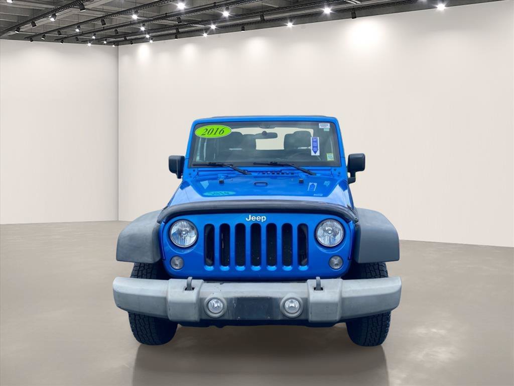 Used 2016 Hydro Blue Pearlcoat Jeep Sport image 2