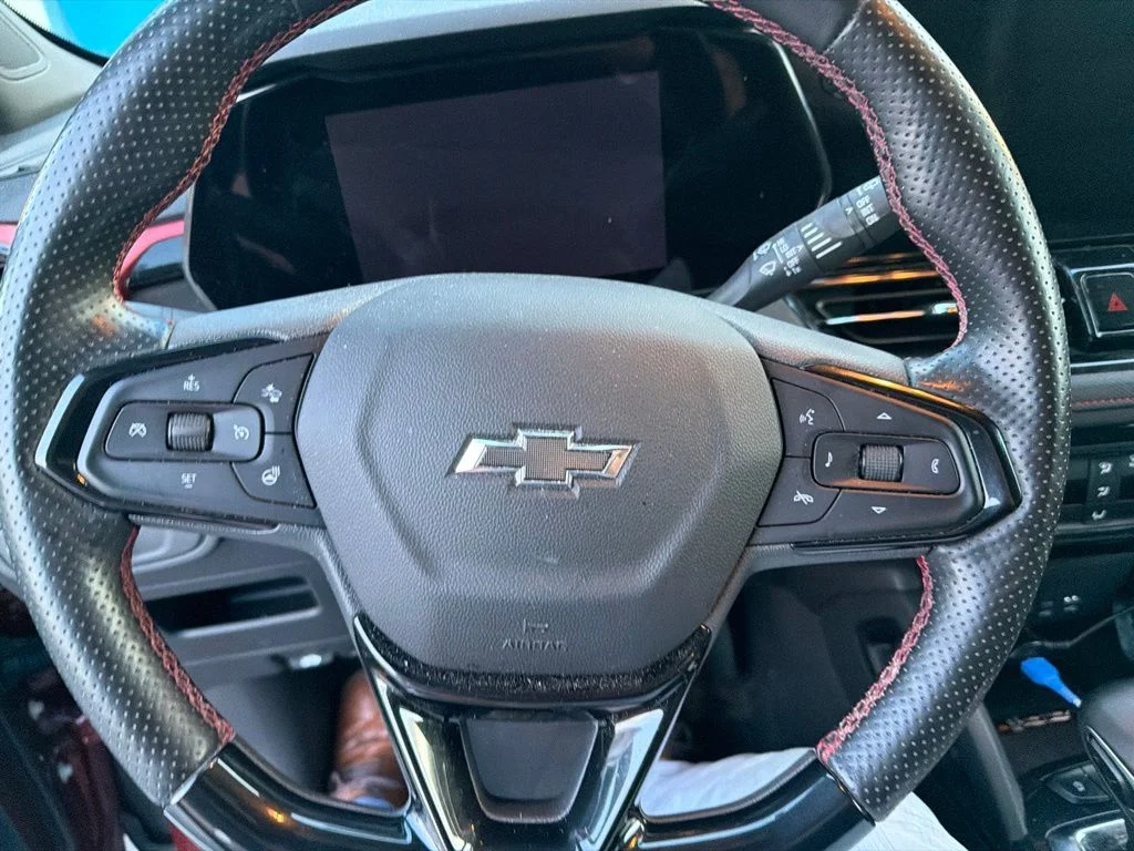 Used 2025 Red Chevrolet RS image 10