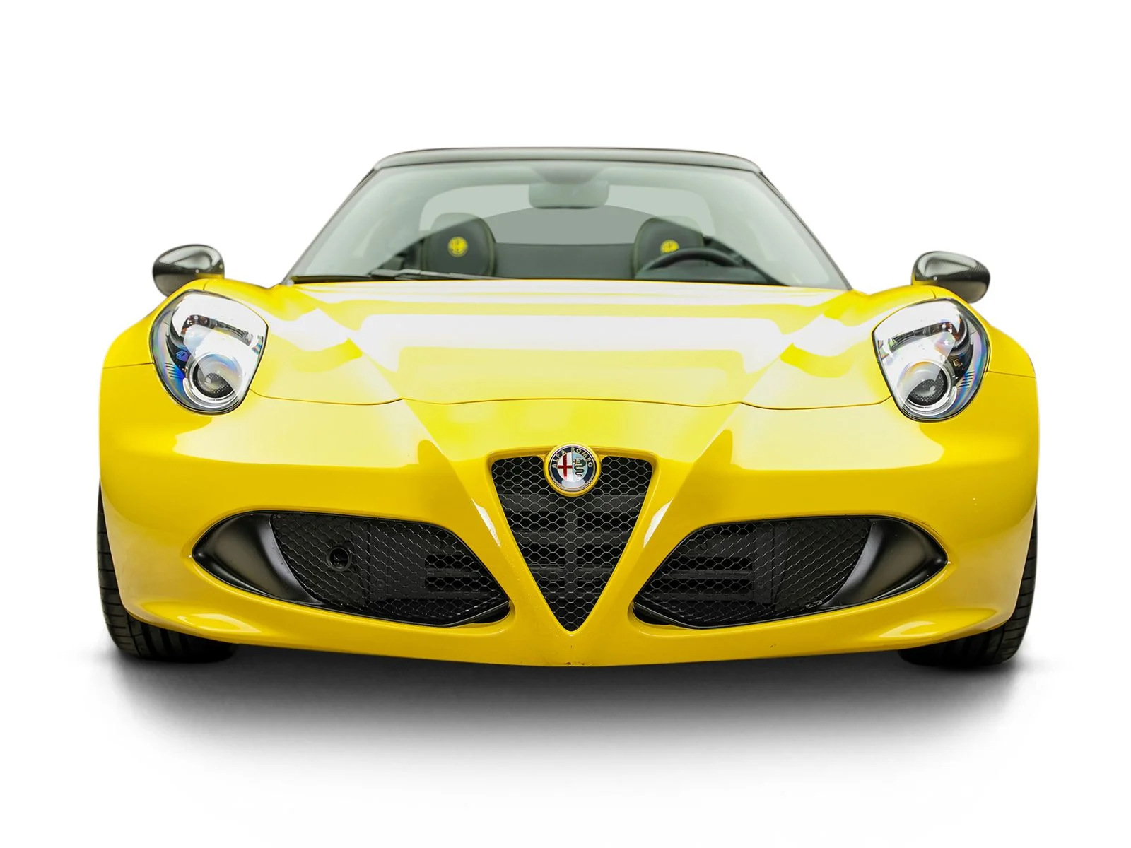 Used 2016 Yellow Alfa Romeo Base image 9