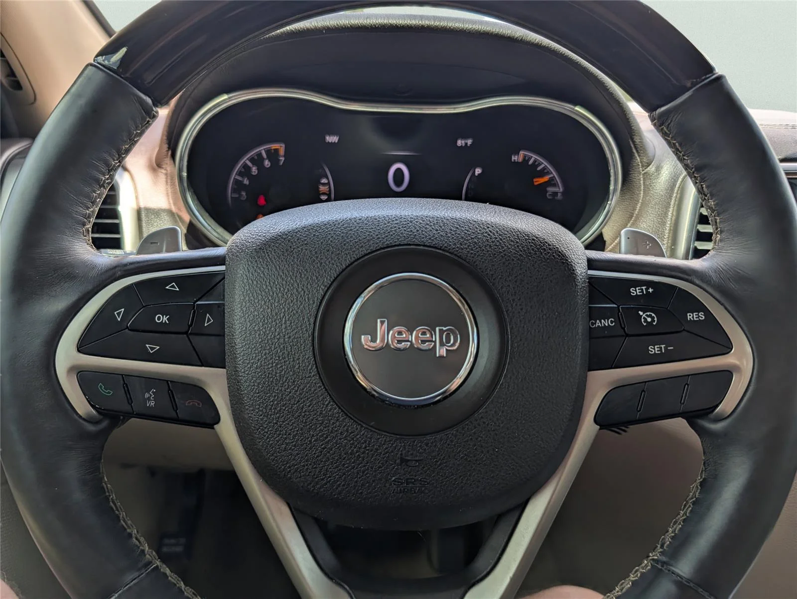 Used 2017 Diamond Black Crystal Pearlcoat Jeep Overland image 22