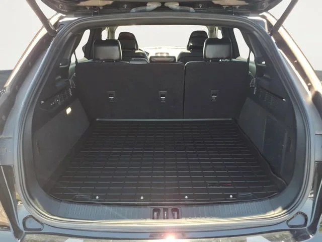Used 2019  Lincoln Reserve image 22