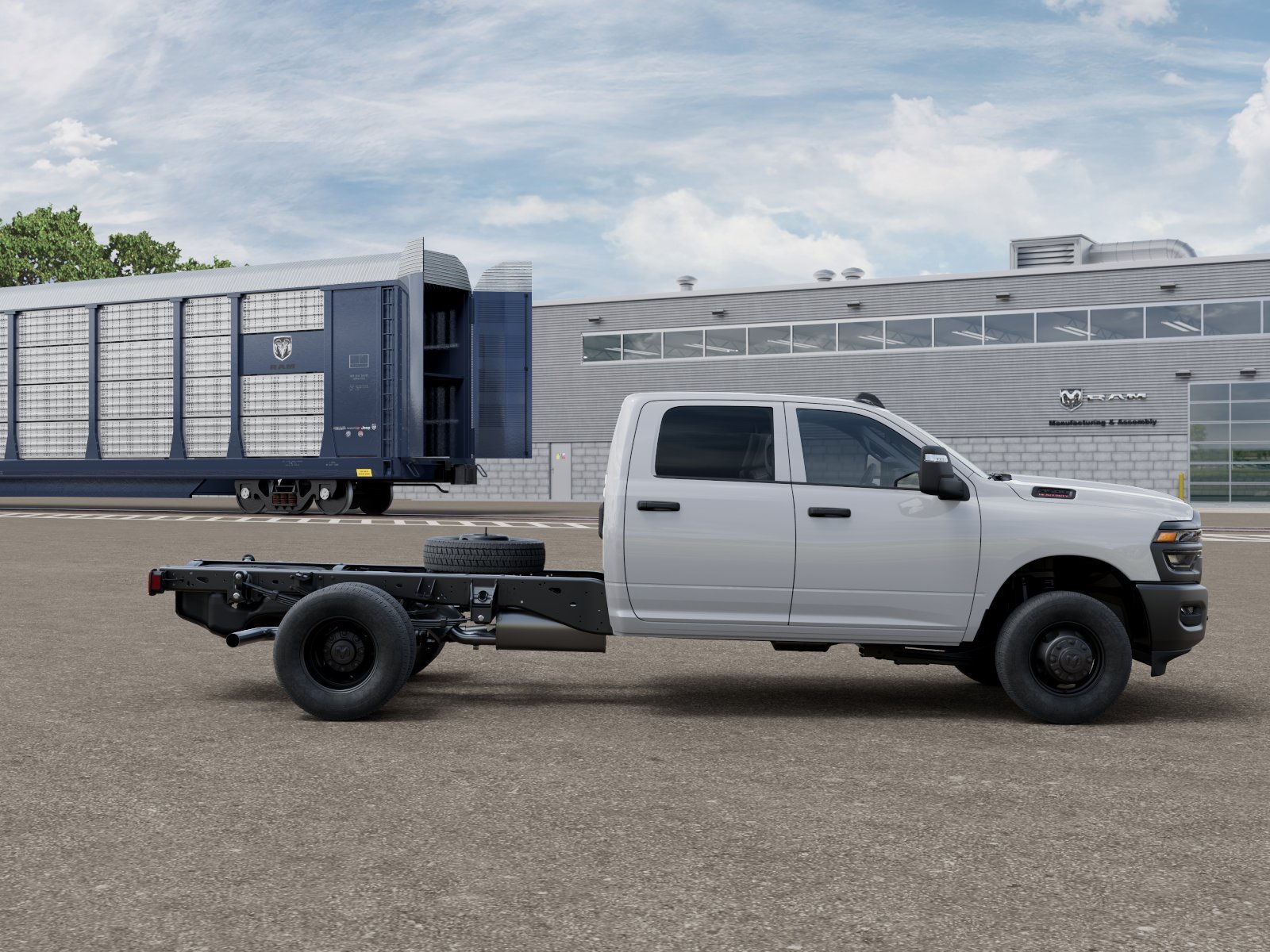 New 2026 Bright White Clearcoat RAM Tradesman image 13
