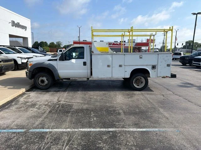 Used 2011 White Ford XL image 3