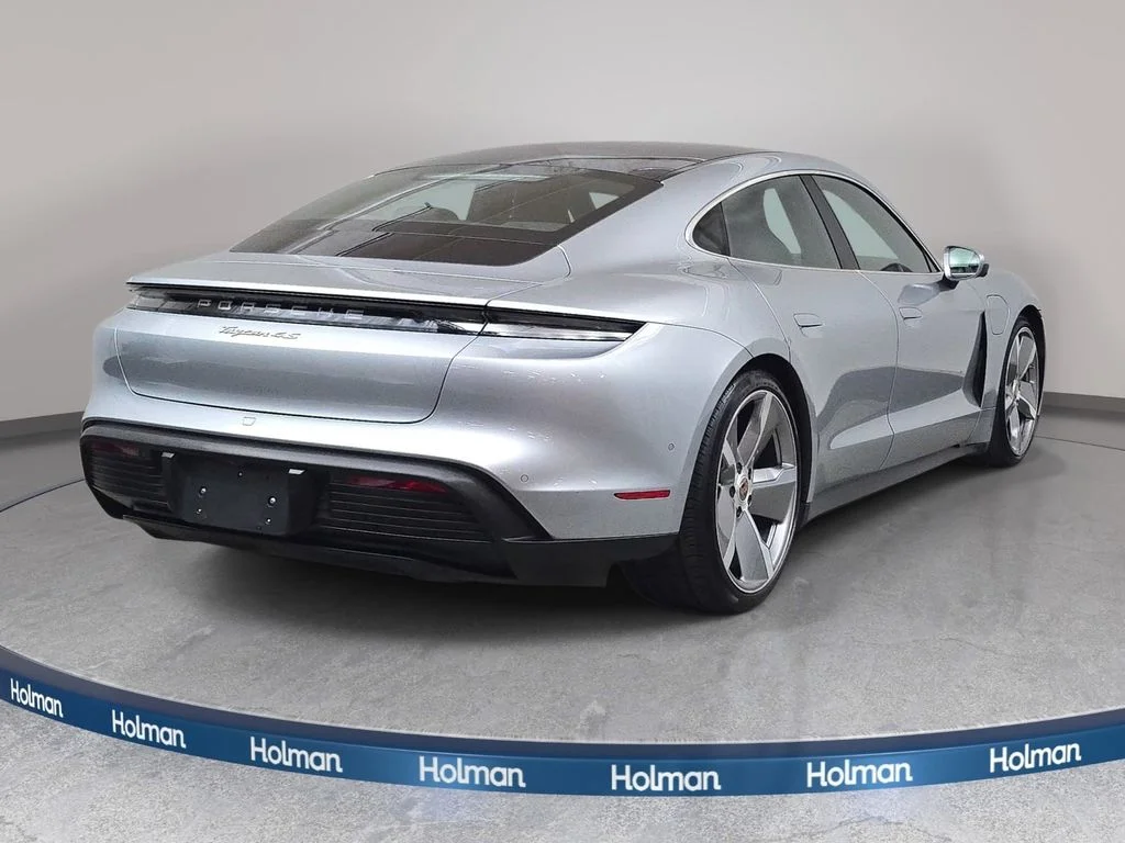Used 2020 Dolomite Silver Metallic Porsche 4S image 6