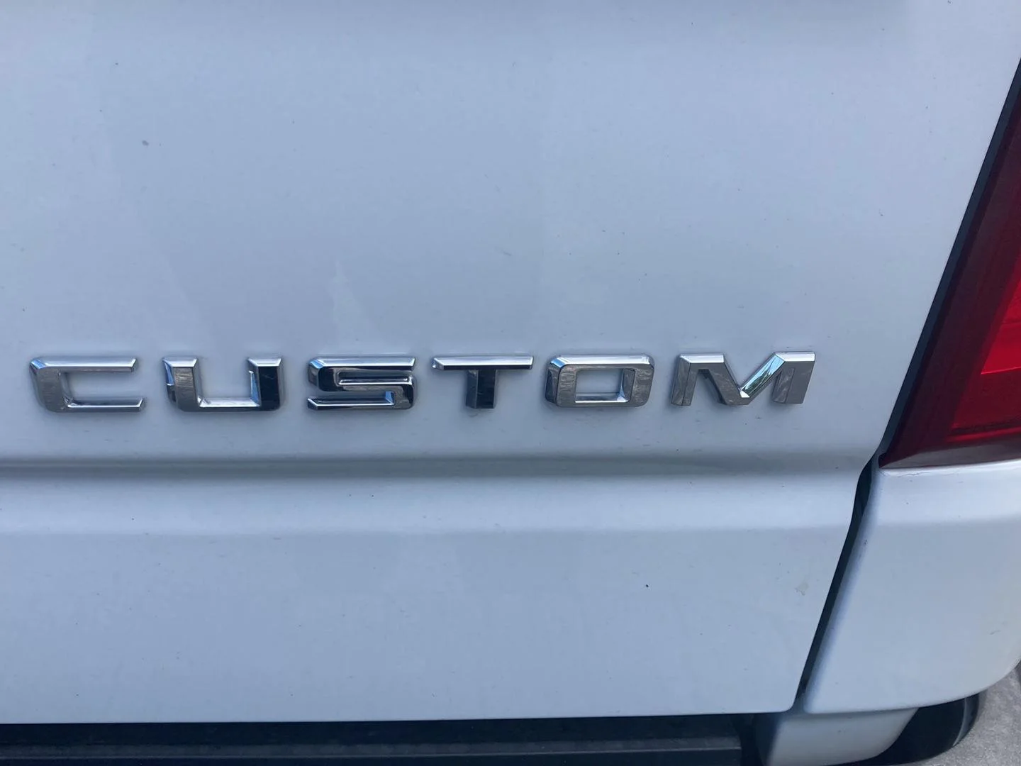 Used 2021 Summit White Chevrolet Custom image 7