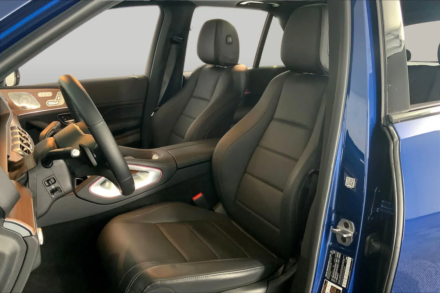 Certified Used 2022 Brilliant Blue Metallic Mercedes-Benz GLE 350 image 17