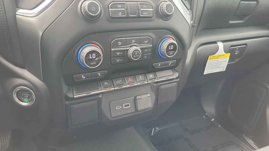 2022 Chevrolet Silverado 1500 LT - Photo 15