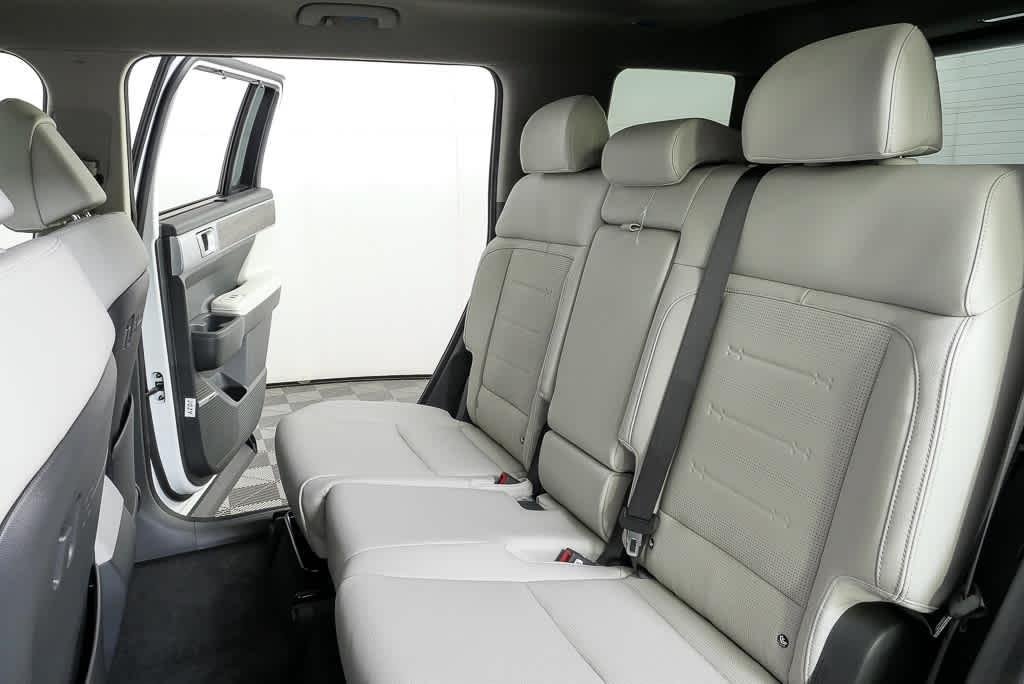 New 2026 Ecotronic Gray Hyundai Limited image 31