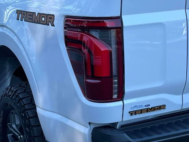 New 2026 Oxford White Ford Tremor® image 10