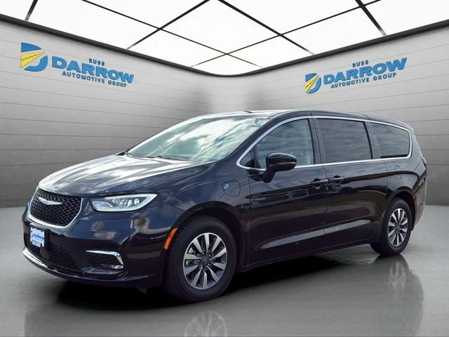 2024 Chrysler Pacifica PHEV