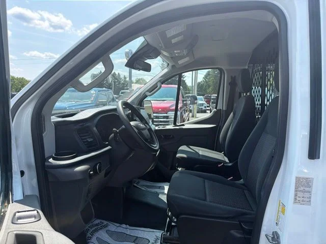 Used 2025 White Ford Base image 15
